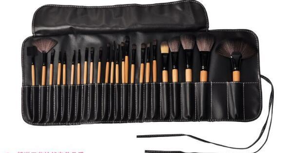 24 Pcs Makeup Brushes Set – Professional Beauty Tools with Gift Bag